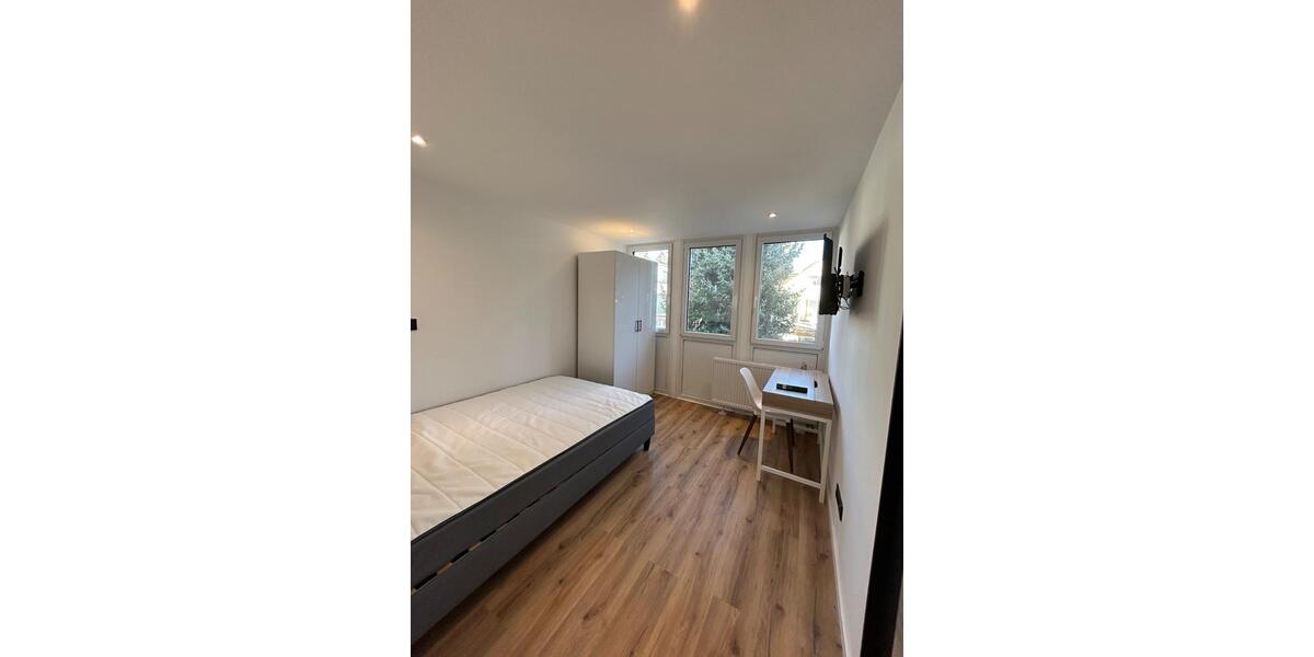 Wohnen auf Zeit München Trudering-Riem - 1 Zimmer, 13 m&sup2;, 810&euro; | Angebot:25756738