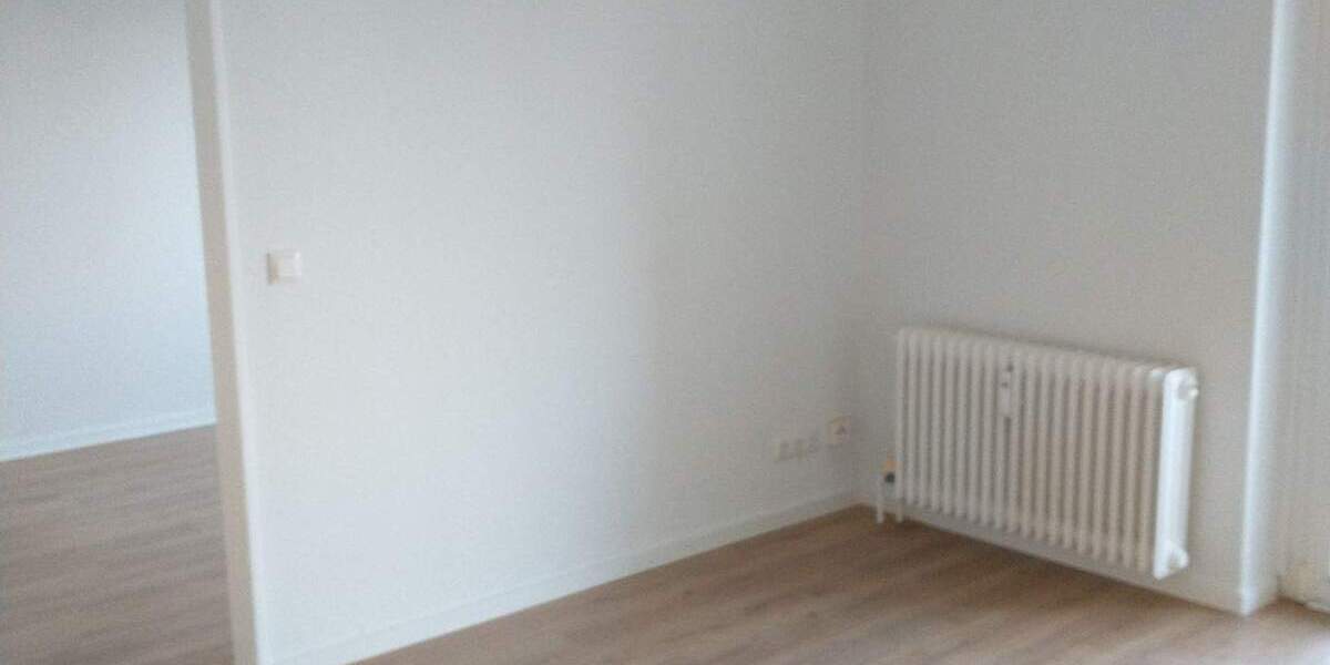 Etagenwohnung Salzgitter Lebenstedt - 3 Zimmer, 63 m&sup2;, 420&euro; | Angebot:22937577
