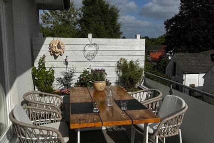 Penthouse-Wohnung mit zwei Balkonen zimmer