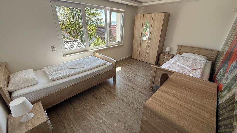 Wohnen auf Zeit Sarstedt - 4 Zimmer, 140 m&sup2;, 174&euro; | Angebot:21047571