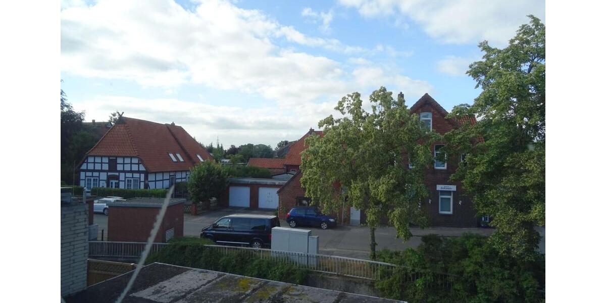 Etagenwohnung Nienburg (Weser) - 3 Zimmer, 80 m&sup2;, 690&euro; | Angebot:26382260