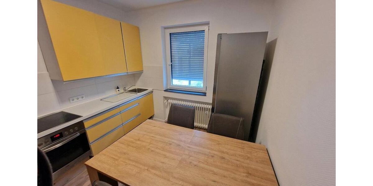 Wohnen auf Zeit Mönchengladbach West - 3 Zimmer, 130 m&sup2;, 12&euro; | Angebot:26329641