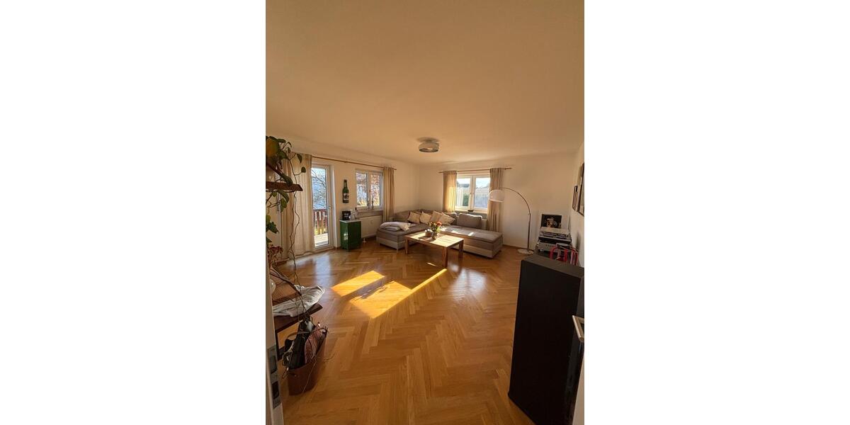 Große 4-Zimmerwohnung mit Balkon und großem Garten - nicht möbl 4 zimmer