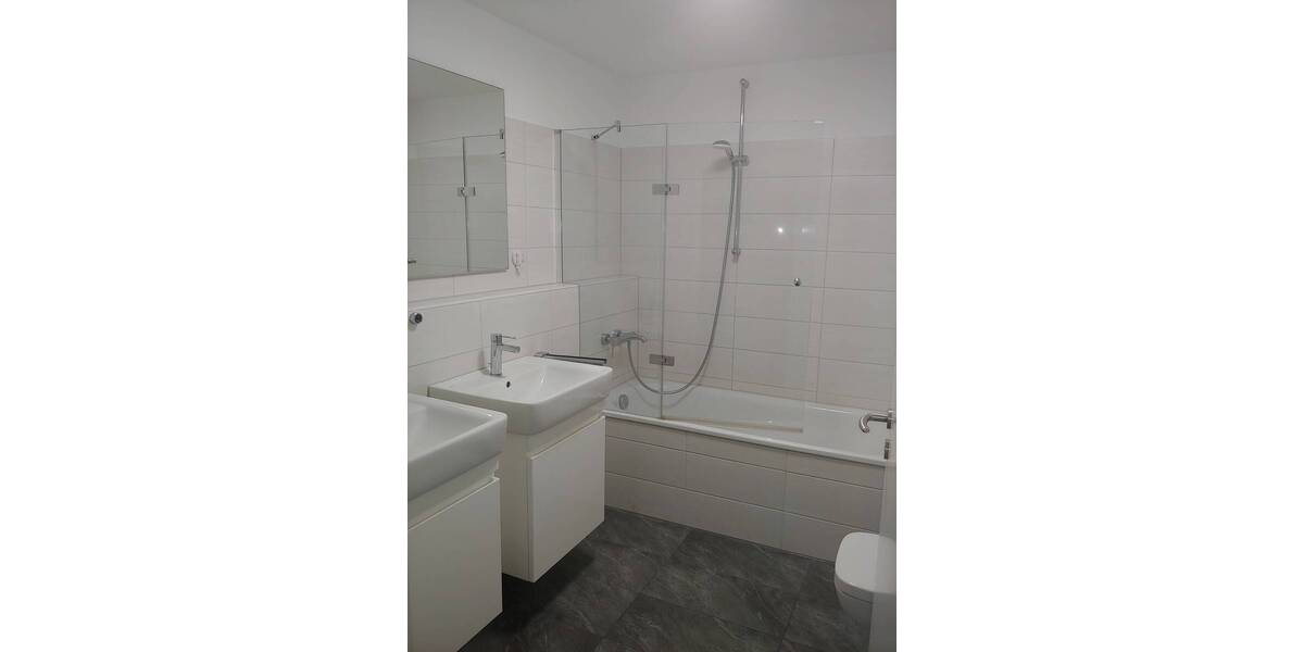 Etagenwohnung Markdorf - 3 Zimmer, 86 m&sup2;, 1.175&euro; | Angebot:25154943