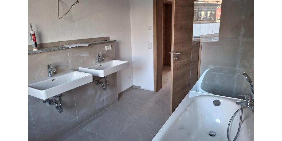 Erdgeschoßwohnung Schwäbisch Hall - 4 Zimmer, 124 m&sup2;, 1.230&euro; | Angebot:24731508