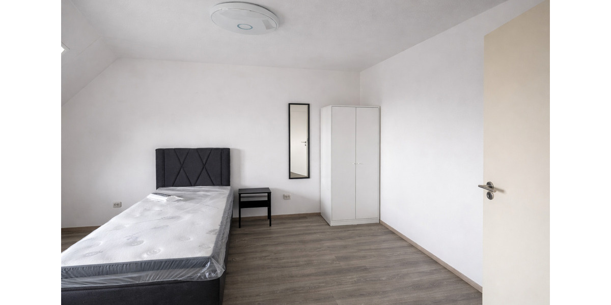 Wohnen auf Zeit Essen Stadtbezirk VI - 5 Zimmer, 130 m&sup2;, 470&euro; | Angebot:24749183