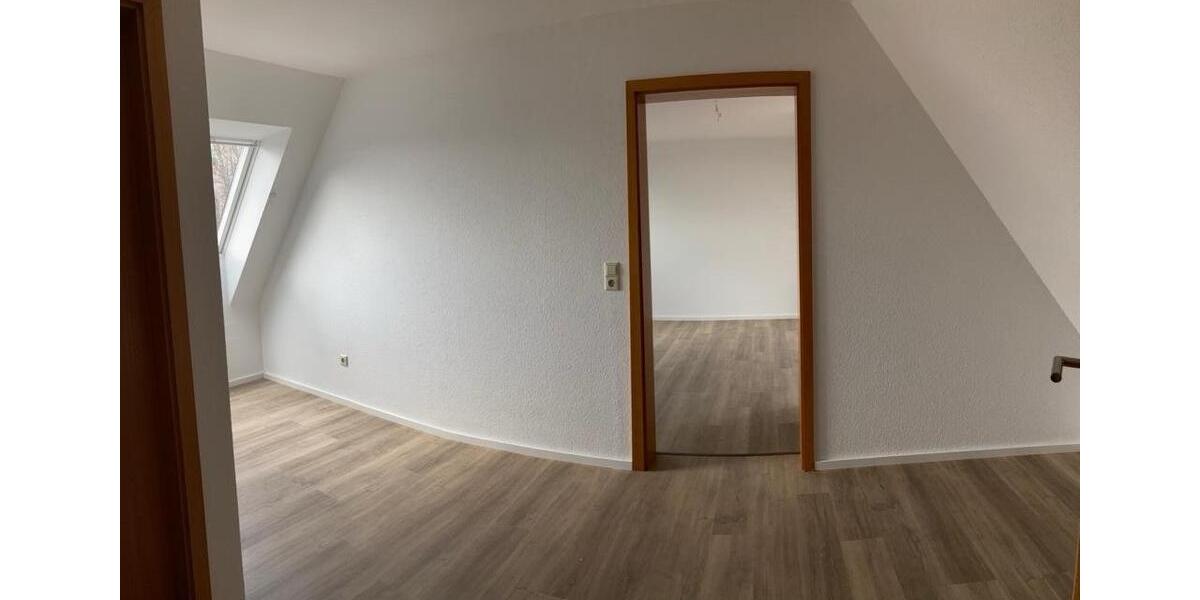 Maisonettenwohnung Baden-Baden Baden - 3.5 Zimmer, 98 m&sup2;, 1.300&euro; | Angebot:26689037