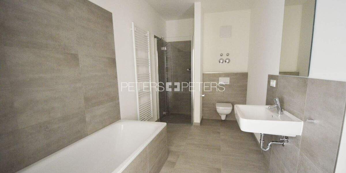 Etagenwohnung Schwerin Werdervorstadt - 2 Zimmer, 62 m&sup2;, 819&euro; | Angebot:25701306