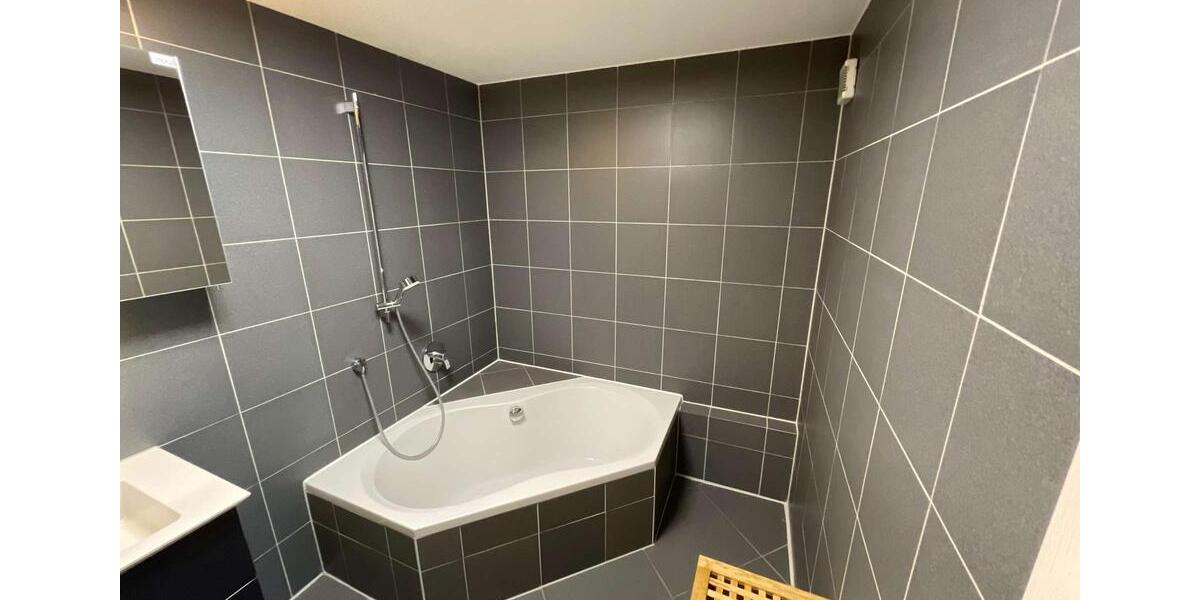 Maisonettenwohnung Gerlingen - 2.5 Zimmer, 80 m&sup2;, 1.150&euro; | Angebot:26688447