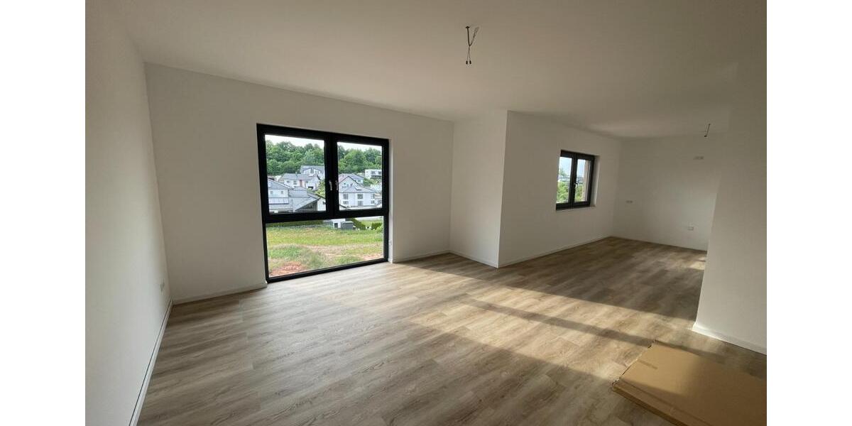 Erdgeschoßwohnung Frankenberg (Eder) - 3 Zimmer, 100 m&sup2;, 1.100&euro; | Angebot:24560272