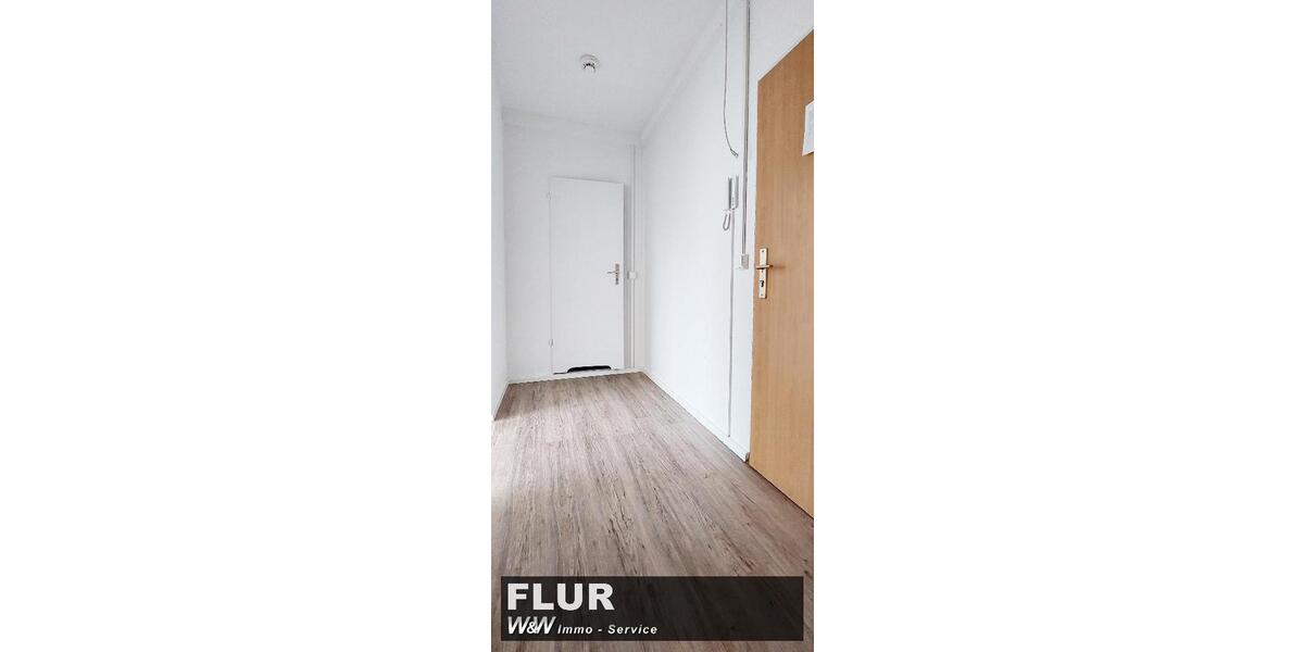 Etagenwohnung Zwickau Neuplanitz - 1 Zimmer, 32 m&sup2;, 215&euro; | Angebot:24877915
