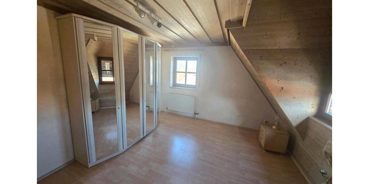 Maisonettenwohnung Egloffstein - 3 Zimmer, 96 m&sup2;, 840&euro; | Angebot:25702428