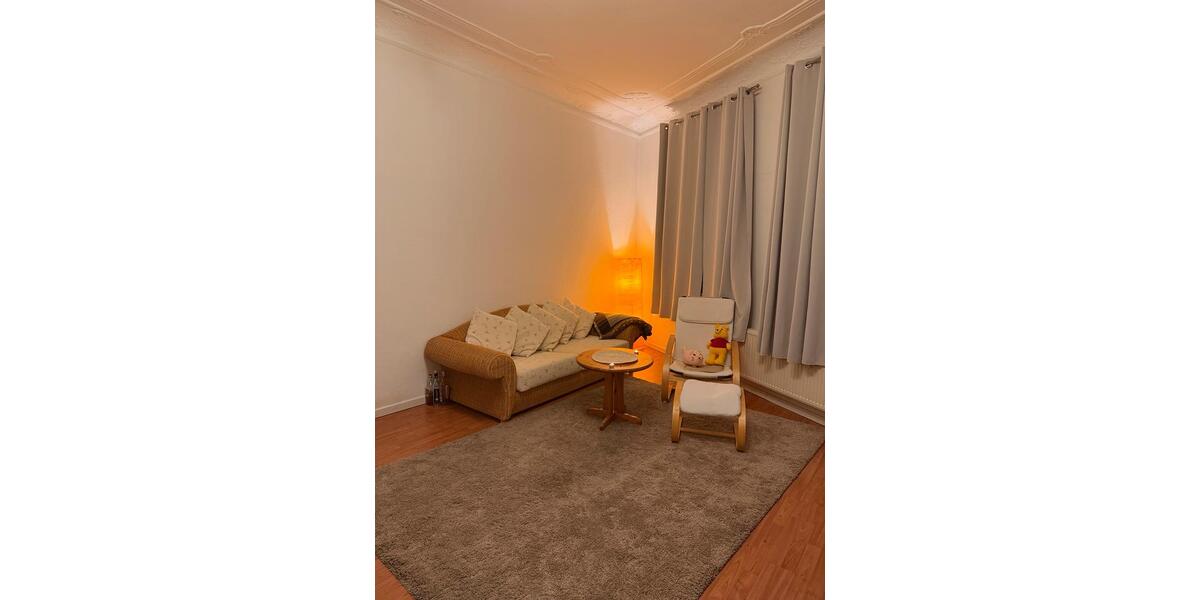 Zentrales 26 m² WG-Zimmer – komplett möbliert! 3 zimmer