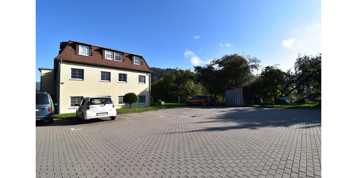 Etagenwohnung Frankenblick - 3 Zimmer, 78 m&sup2;, 510&euro; | Angebot:23116228