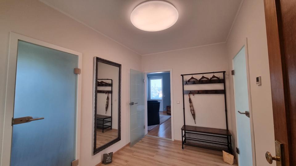 Wohnen auf Zeit Dresden Klotzsche - 3 Zimmer, 71 m&sup2;, 1.400&euro; | Angebot:12173547
