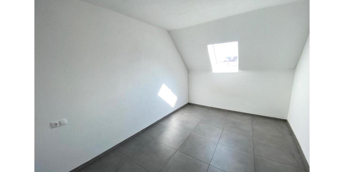 Dachgeschoßwohnung Waibstadt - 2 Zimmer, 47 m&sup2;, 620&euro; | Angebot:26644324