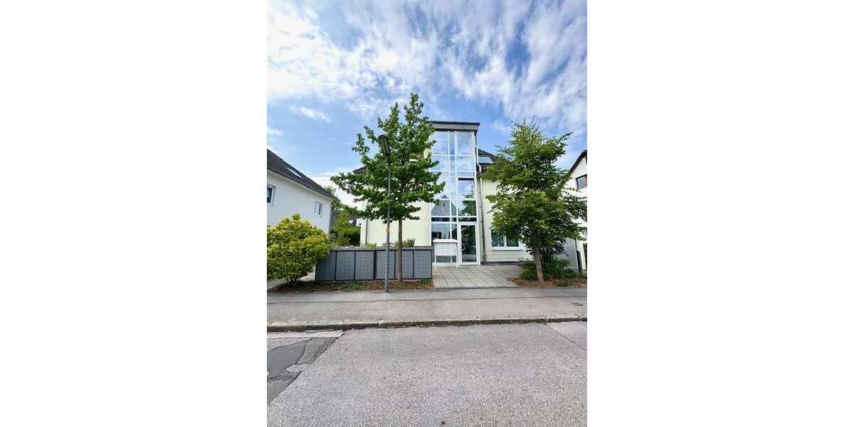 Etagenwohnung München Trudering-Riem - 2 Zimmer, 132 m&sup2;, 2.490&euro; | Angebot:24979786