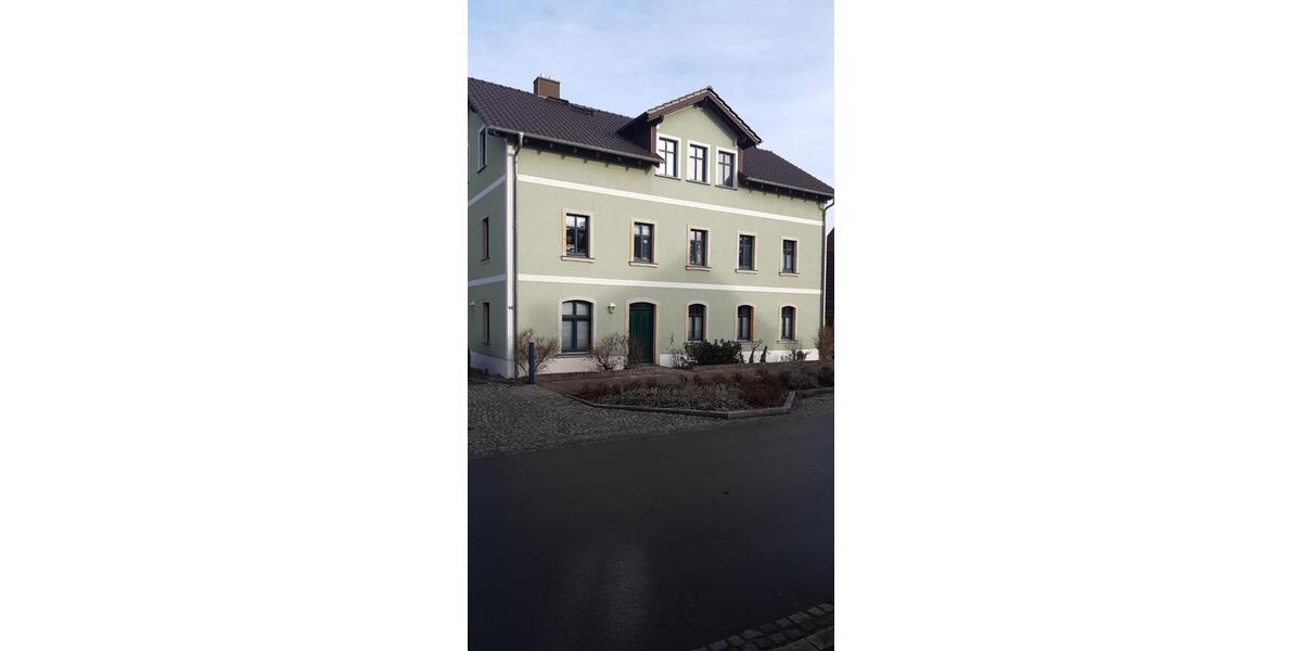 Erdgeschoßwohnung Ebersbach - 3 Zimmer, 95 m&sup2;, 649&euro; | Angebot:26368850