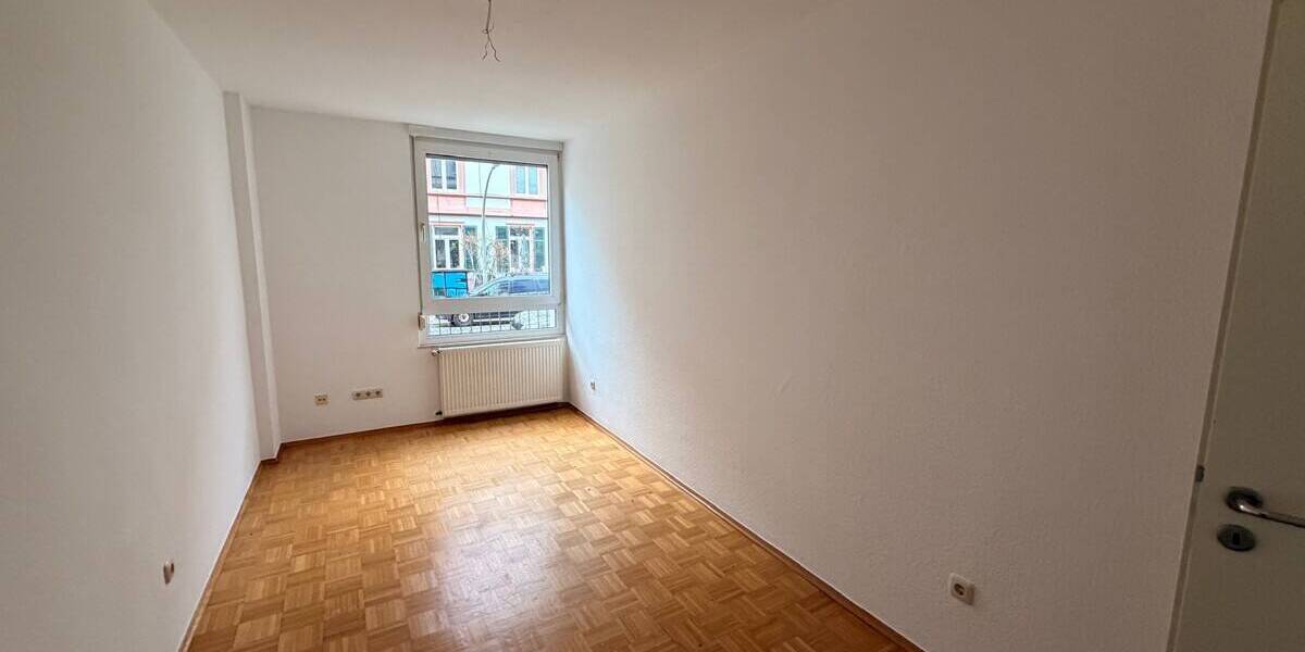 Etagenwohnung Frankfurt am Main Nordend-West - 3 Zimmer, 80 m&sup2;, 1.480&euro; | Angebot:26672449