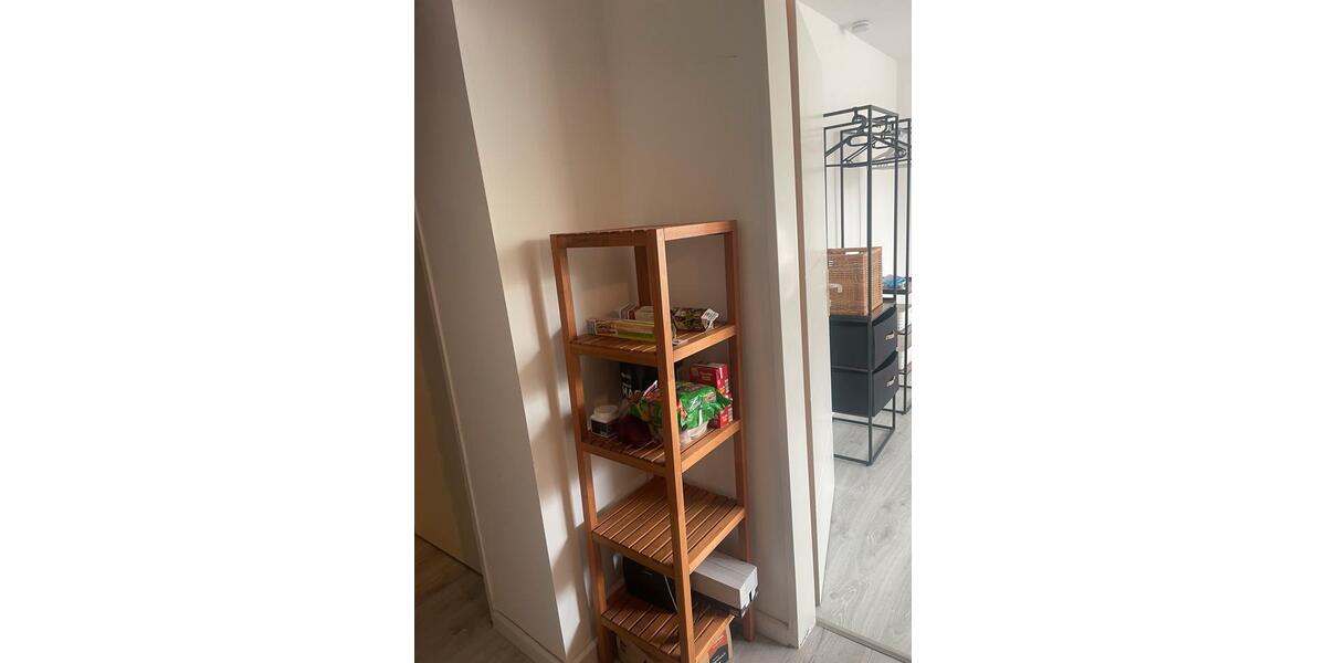 Möbliertes Zimmer für Studenten- Souterrain 1 zimmer