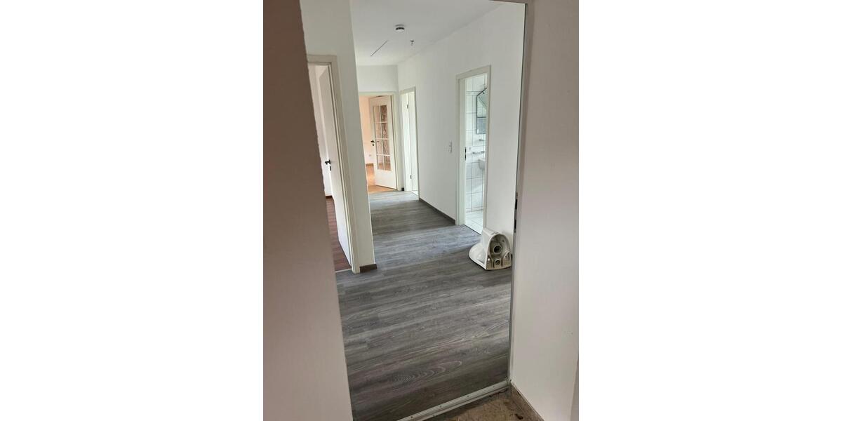 Maisonettenwohnung Lügde - 3 Zimmer, 100 m&sup2;, 710&euro; | Angebot:21793665