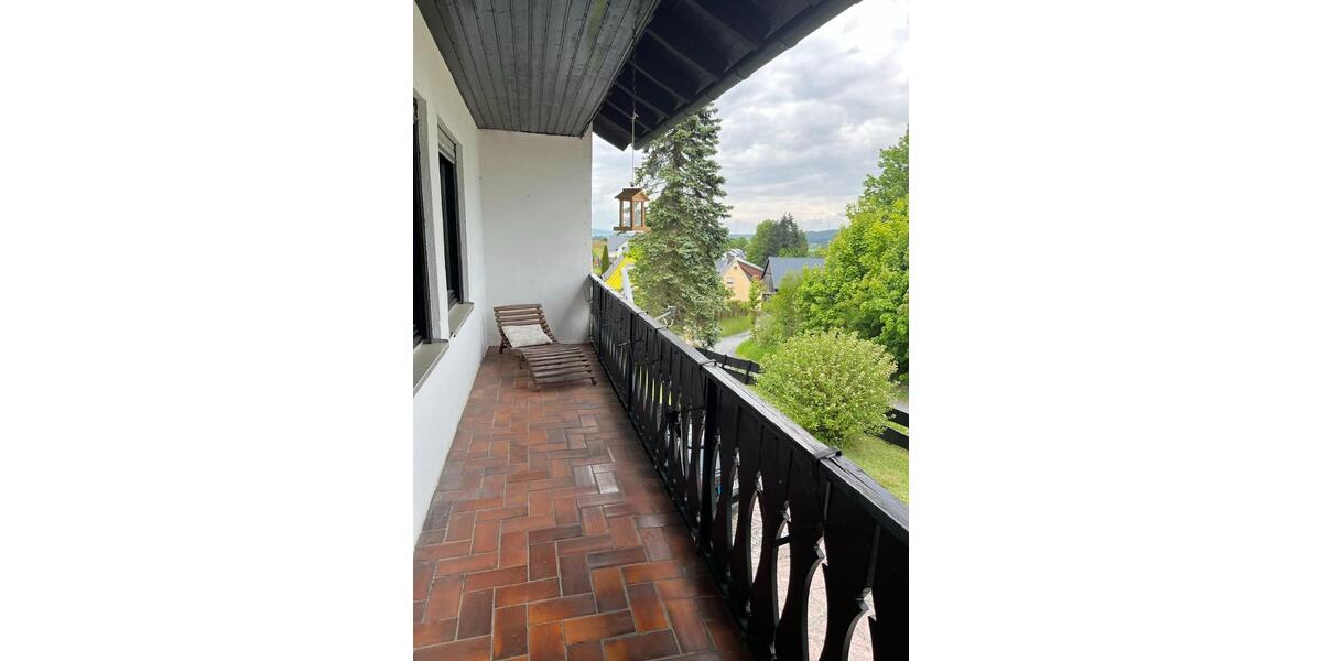 Freistehendes Einfamilienhaus in NailaLippertsgrün zu vermieten 7 zimmer