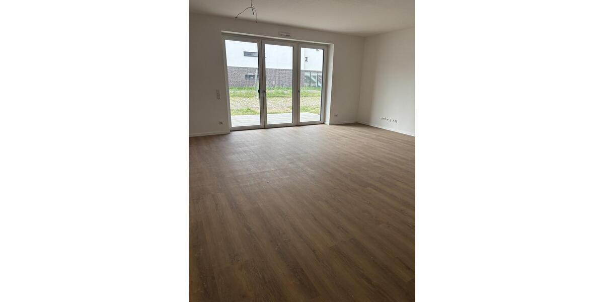 Erdgeschoßwohnung Dortmund - 3.5 Zimmer, 96 m&sup2;, 1.279&euro; | Angebot:26042959