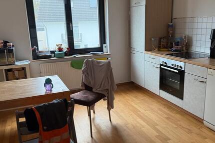 Wohnung Hennef (Sieg) - 3 Zimmer, 92 m&sup2;, 1.250&euro; | Angebot:25935304