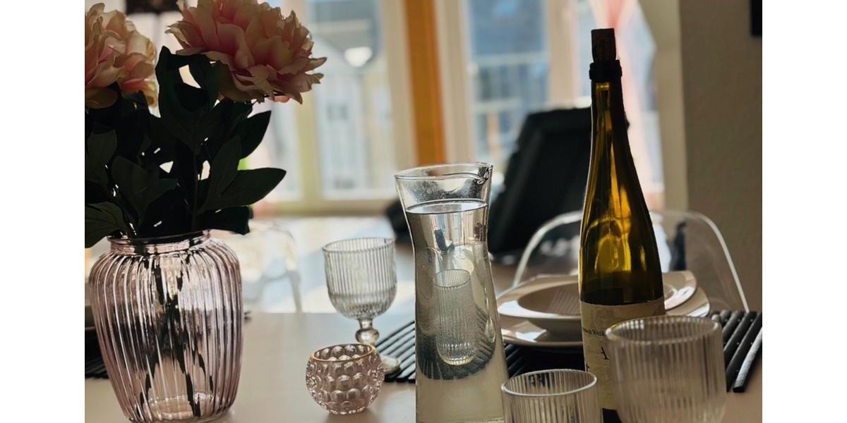 2-Zimmer-Appartement mit TV, Wlan, Doppelbett und Schlafcouch, Küche, BadWC, Waschmaschine und eigenem Parkplatz 2 zimmer