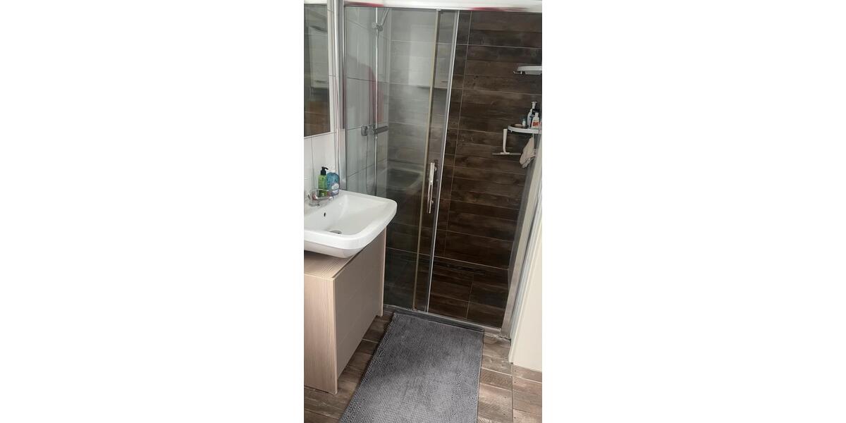 Etagenwohnung Karlsruhe Neureut - 4 Zimmer, 61 m&sup2;, 340&euro; | Angebot:25887936