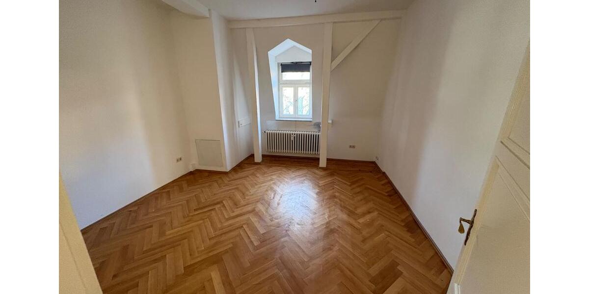 Dachgeschoßwohnung Helmstedt - 4 Zimmer, 170 m&sup2;, 890&euro; | Angebot:24624668