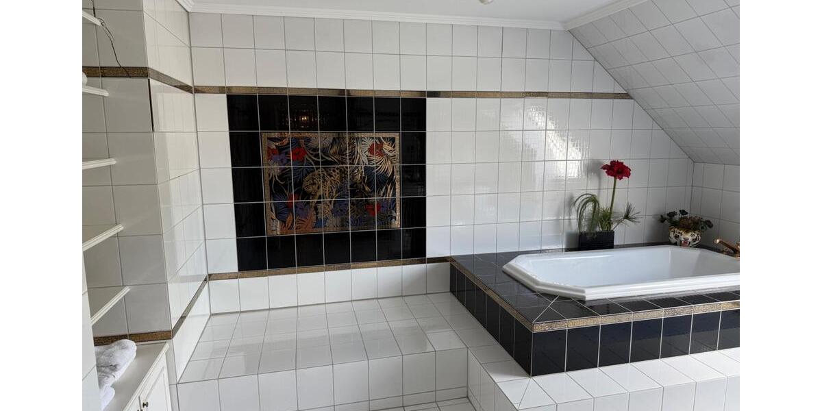 Villa Dassendorf - 6 Zimmer, 293 m&sup2;, 4.200&euro; | Angebot:25711236