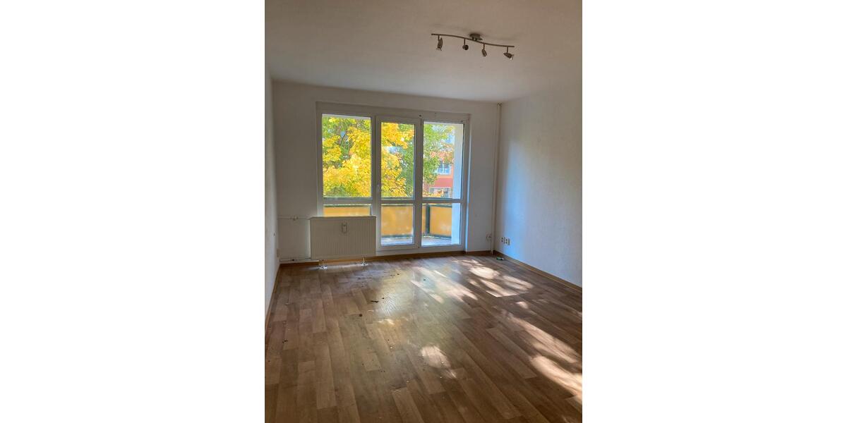 Etagenwohnung Bernburg (Saale) - 3 Zimmer, 60 m&sup2;, 348&euro; | Angebot:26678143