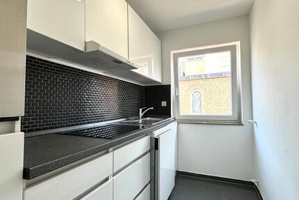 WG-Zimmer in moderner & heller 2-Zimmer-Wohnung in Stuttgart West