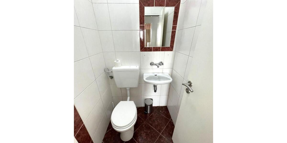 Wohnen auf Zeit Duisburg Essenberg - 57 Zimmer, 1.550 m&sup2;, 15&euro; | Angebot:23784944