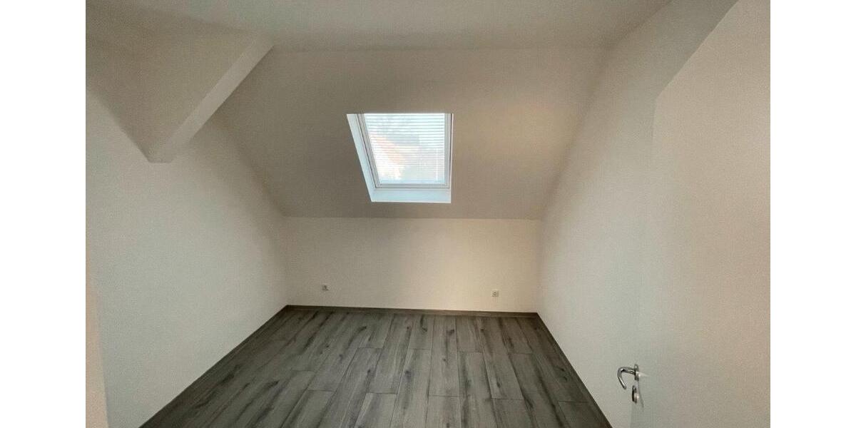Dachgeschoßwohnung Hückelhoven - 2 Zimmer, 42 m&sup2;, 575&euro; | Angebot:26271493