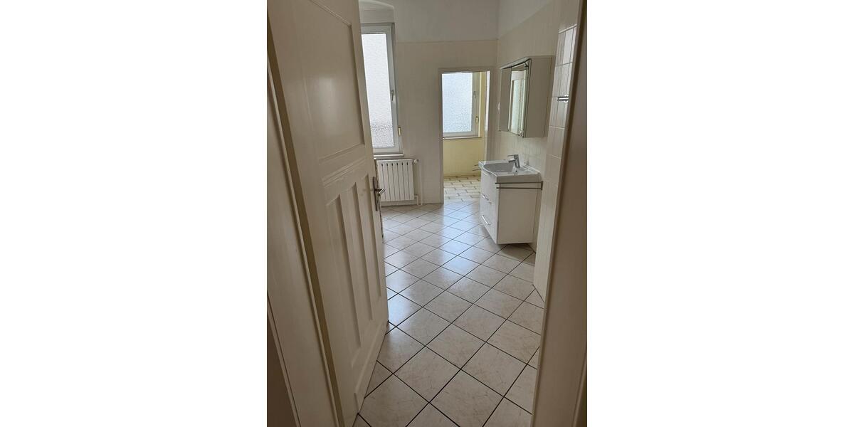 Erdgeschoßwohnung Bad Oeynhausen - 3 Zimmer, 950&euro; | Angebot:23581069