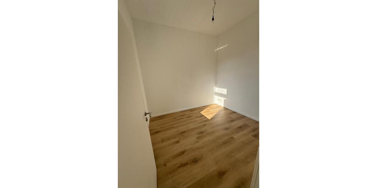 Erdgeschoßwohnung Bad Dürrenberg - 2 Zimmer, 40 m&sup2;, 305&euro; | Angebot:25354498