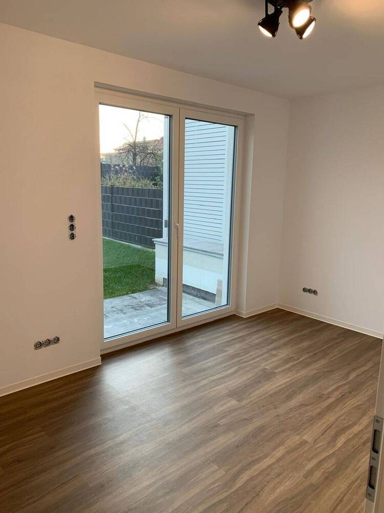 Schönes Neubau Mehrgenerationenhaus (zusammen oder allein mieten)