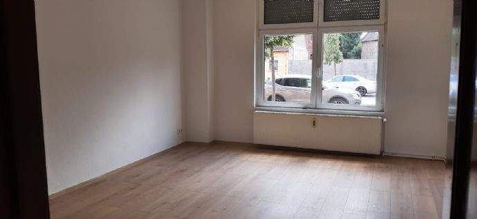 Etagenwohnung Bernburg Bergstadt - 3 Zimmer, 80 m&sup2;, 500&euro; | Angebot:24497849