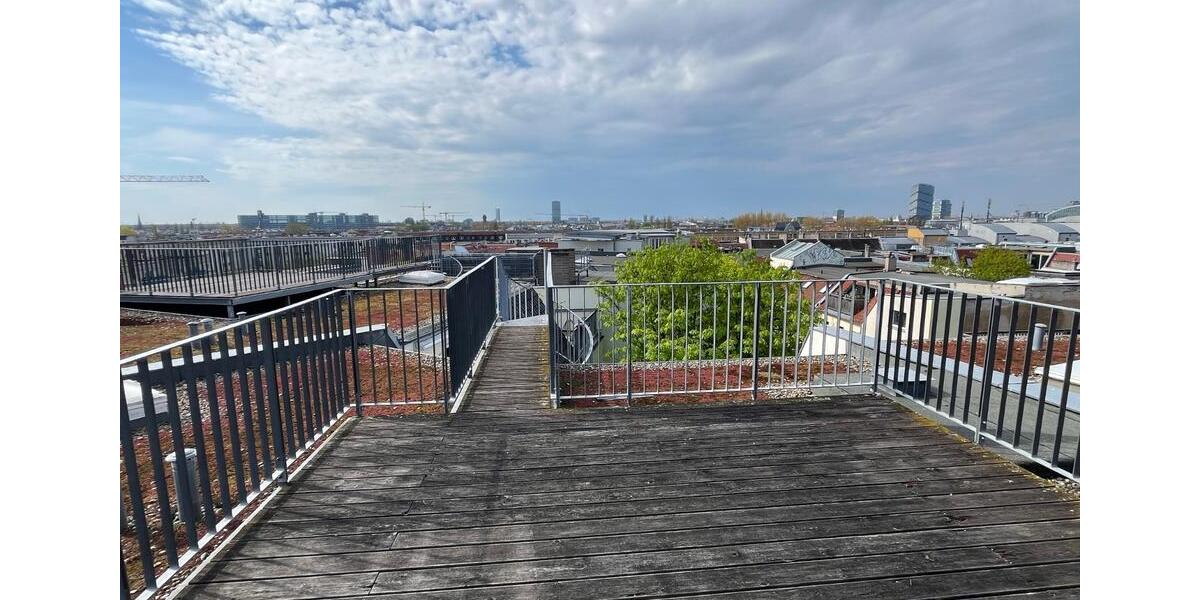 Dachgeschoßwohnung Berlin Friedrichshain-Kreuzberg - 2 Zimmer, 108 m&sup2;, 2.400&euro; | Angebot:26635070