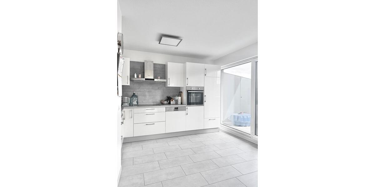 Einfamilienhaus Reutlingen - 5.5 Zimmer, 112 m&sup2;, 1.400&euro; | Angebot:26581374