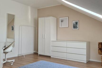 Wohnen auf Zeit Kassel Niederzwehren - 4 Zimmer, 111 m&sup2;, 439&euro; | Angebot:26551251