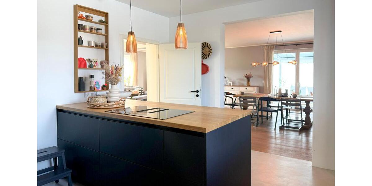 Einfamilienhaus Molfsee - 8 Zimmer, 250 m&sup2;, 3.300&euro; | Angebot:26490111