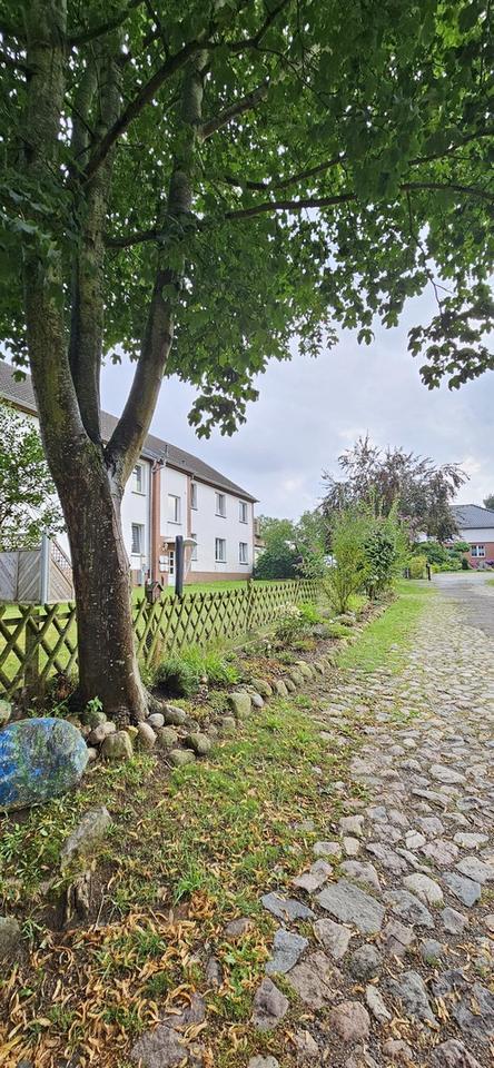 3-RaumWohnung mit eigenem Gartenanteil nähe Ribnitz-Damgarten
