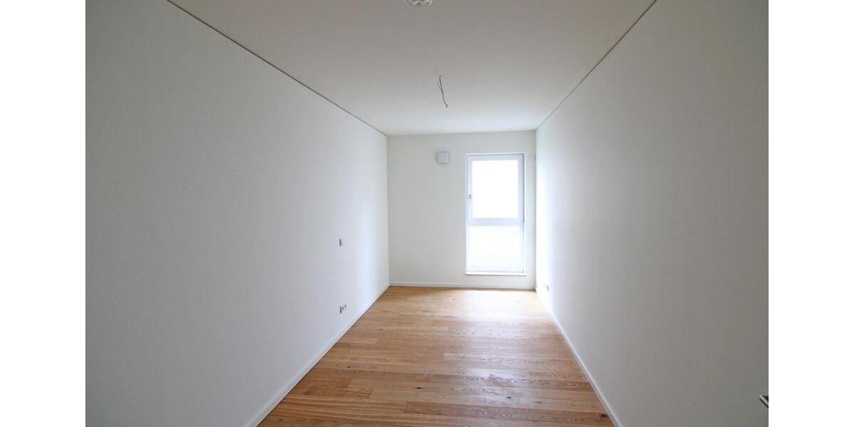 Erdgeschoßwohnung Königs Wusterhausen - 3 Zimmer, 95 m&sup2;, 1.249&euro; | Angebot:23424238