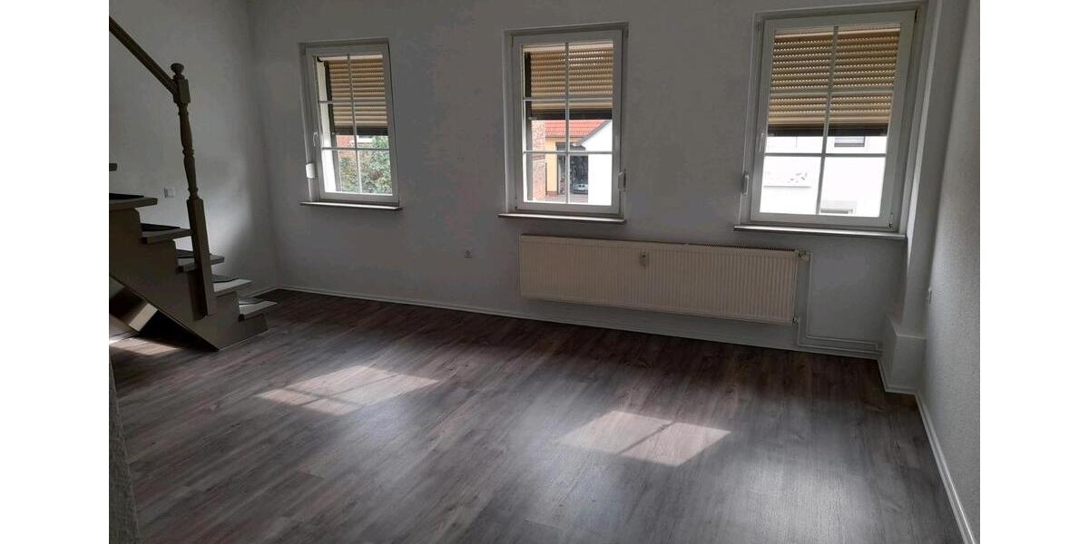 Maisonettenwohnung Leuna - 2 Zimmer, 75 m&sup2;, 525&euro; | Angebot:26089789