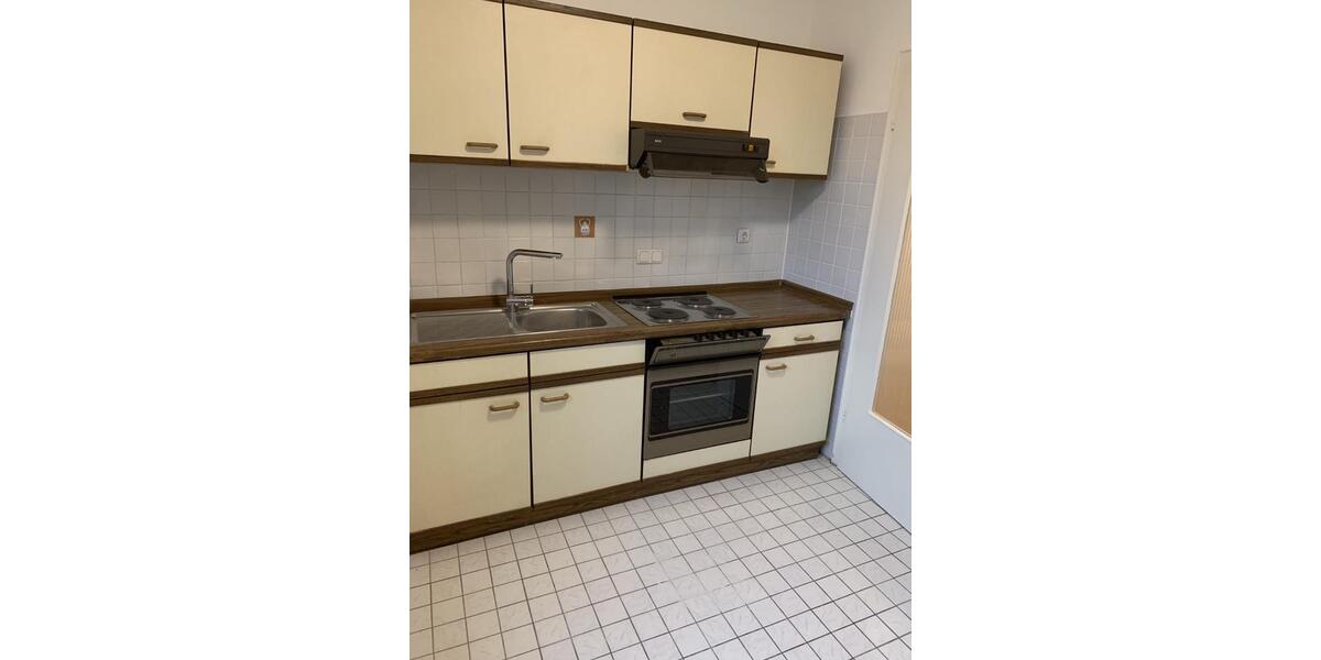 Etagenwohnung Hannover Vahrenwald-List - 4 Zimmer, 100 m&sup2;, 1.750&euro; | Angebot:25362137