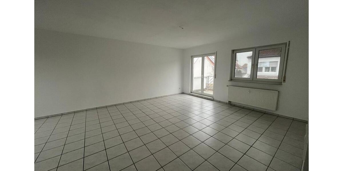 Etagenwohnung Riedstadt - 2 Zimmer, 70 m&sup2;, 760&euro; | Angebot:26249525