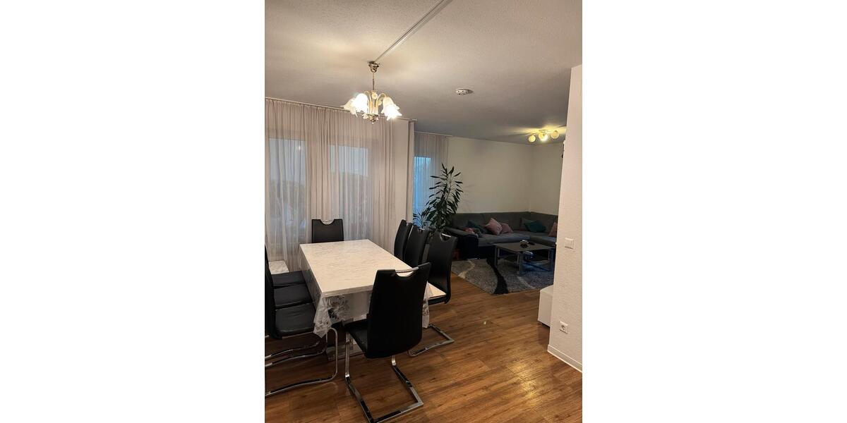 Erdgeschoßwohnung Esslingen am Neckar - 2 Zimmer, 65 m&sup2;, 850&euro; | Angebot:24657952
